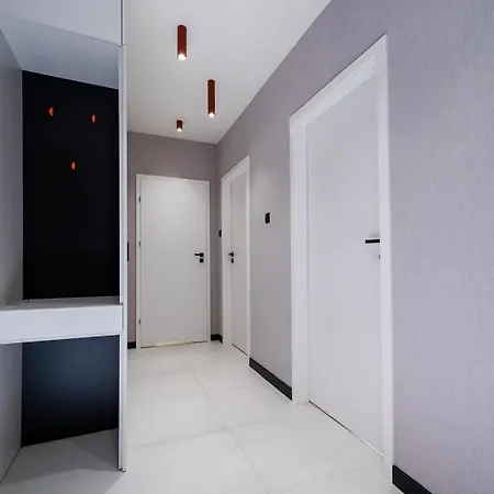 White Glove Prestige Parkya Park *